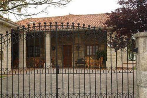 Posada Paz Hinojedo Екстер'єр фото